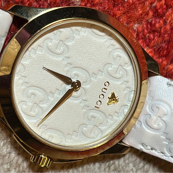 GUCCI GOLD/WHITE WATCH - Picture 1 of 9